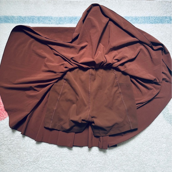 TNA Tennis Skirt - Picture 2 of 2